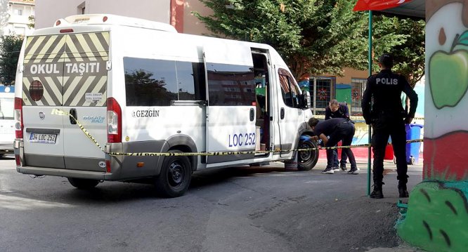 GÜNCELLEME - Avcılar'da servis minibüsünün çarptığı öğrenci hayatını kaybetti