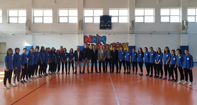 Karate okula ders olarak girdi