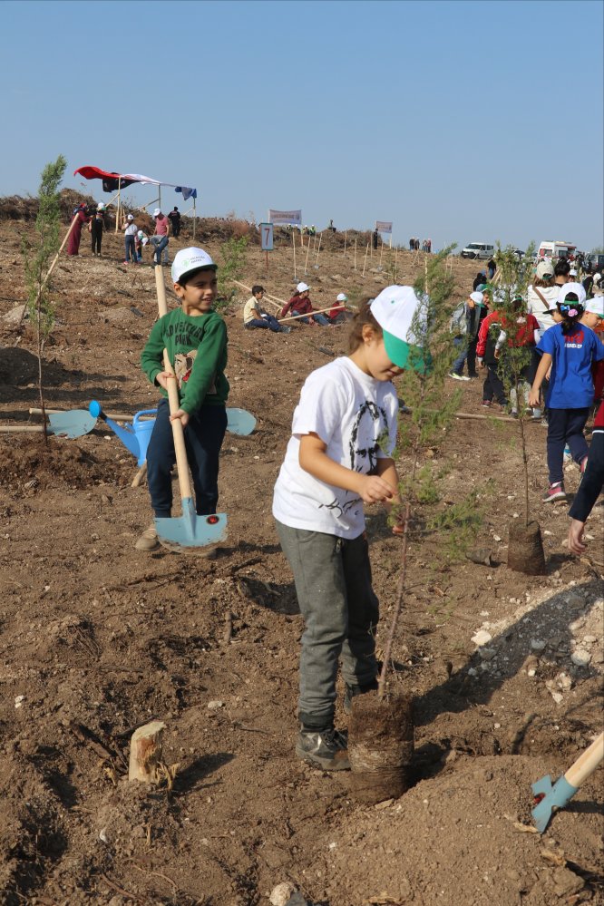 "11 Milyon Ağaç; Bugün Fidan, Yarın Nefes" programı