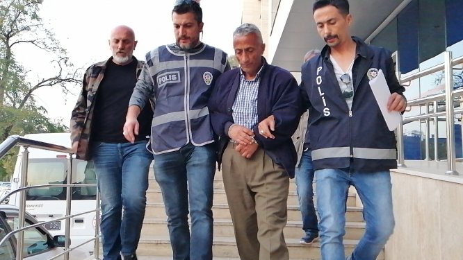 Zonguldak'ta komşusunu öldürdüğü iddiasıyla gözaltına alınan zanlı tutuklandı