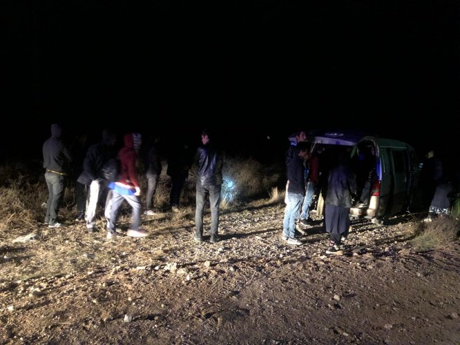 Çanakkale'de 25 düzensiz göçmen yakalandı