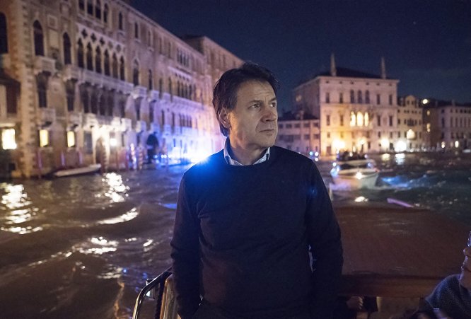 İtalya'da olumsuz hava koşulları nedeniyle 3 kişi öldü