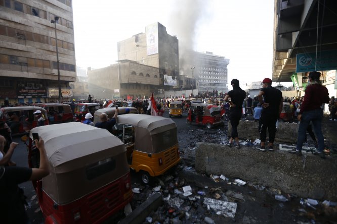 Irak'ta güvenlik güçleri göstericilere müdahale etti