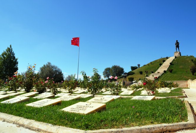 Dumlupınar'da yeni projelerle "ecdada saygı" ziyaretleri arttı