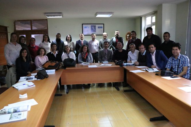 Niğde'de öğretmenlere "analitik okuma ve yazma" eğitimi veriliyor