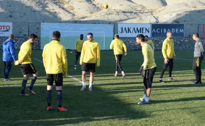 Yeni Malatyaspor, Fenerbahçe maçına hazırlanıyor