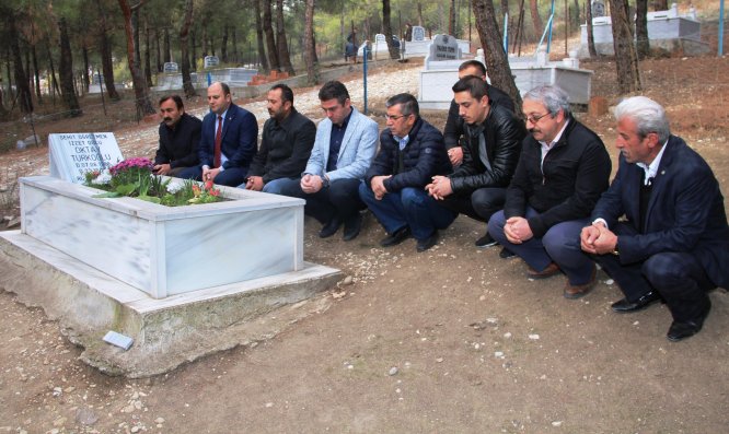 Van Depremi'nde şehit olan öğretmen Oktay Türkoğlu anıldı