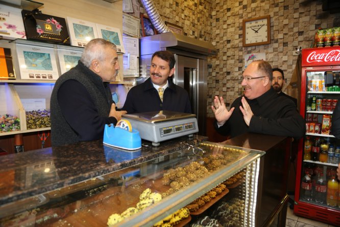 Sivas protokolünden esnafa kaldırım işgali uyarısı