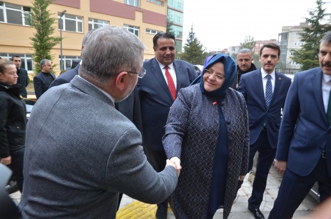 Aile, Çalışma ve Sosyal Hizmetler Bakanı Selçuk: