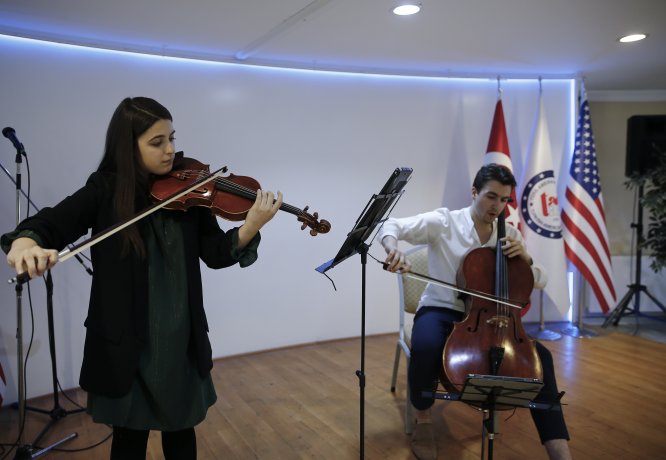 Türk-Amerikan Kültür Laboratuvarı kurucusu iki sanatçıdan konser