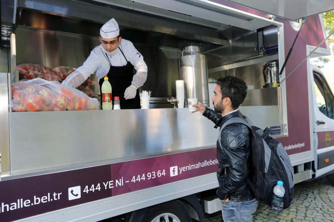 Belediyeden hasta yakınlarına çorba ikramı