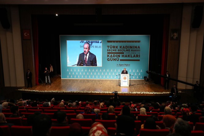 "Türk Kadınına Seçme Seçilme Hakkı Verilmesi ve Kadın Hakları Günü" programı