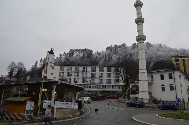 Bosnalılar "soykırım inkarcısı" yazara Nobel verilmesine tepkili