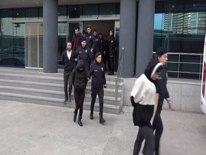 Bin polisle yapılan şafak operasyonunda yakalanan 32 şüpheli adliyede