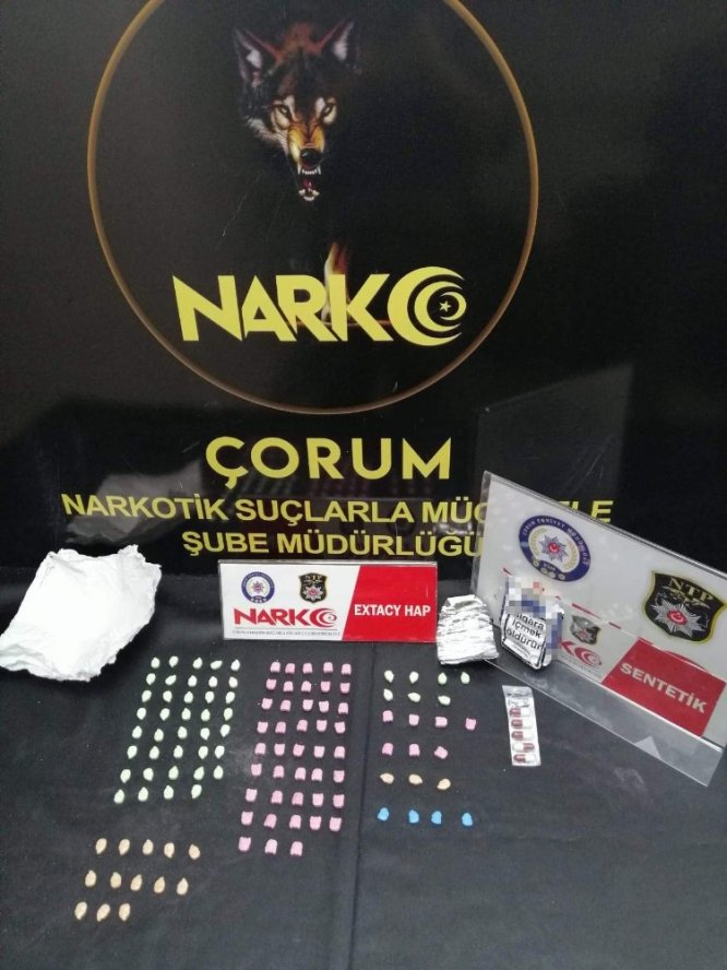 Narkotik ekipleri suçlulara göz açtırmıyor