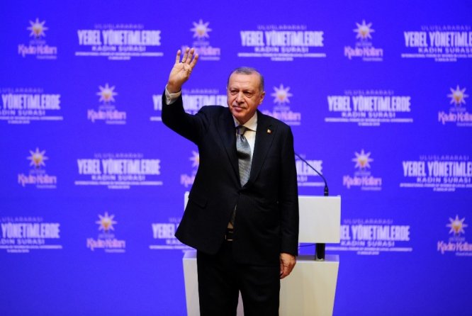 Cumhurbaşkanı Erdoğan: “Terör örgütlerinin yanında yer alan bir örgüt”