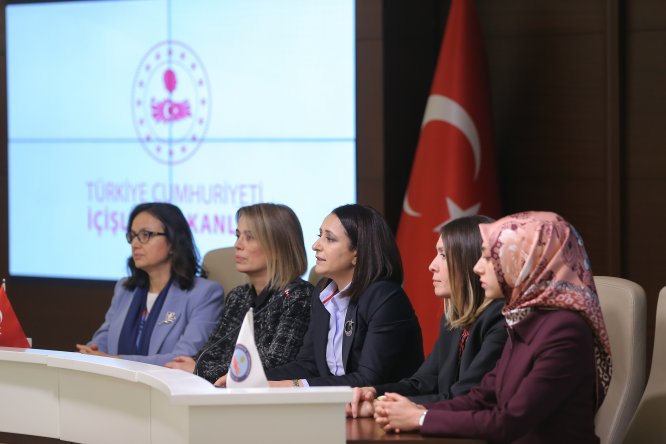 Kadın mülki idare amirlerinden