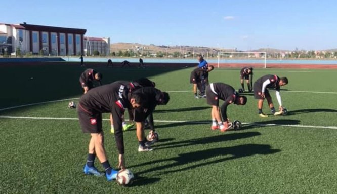 Kars 36 Spor DSİ Karadeniz Spor karşılaşması hazırlıklarını sürdürüyor
