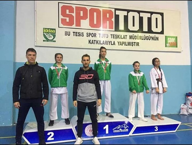 Mustafakemalpaşa Belediyesporlu karatecilerin başarısı sürüyor