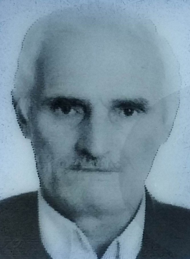 Bahçeye çöp dökme tartışmasında amcasını öldüren genç kızın yargılanmasına başlandı