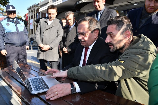 Samsun Büyükşehir Belediye Başkanı Demir AA'nın "Yılın Fotoğrafları" oylamasına katıldı