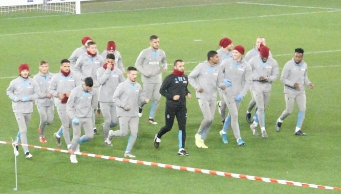 Trabzonspor, Basel maçı hazırlıklarını tamamladı