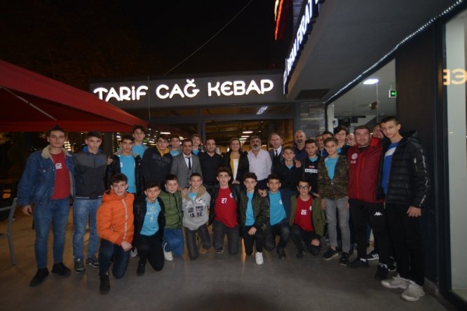 Başkan Hürriyet, “İzmit Belediyespor gençlerle güçlü”