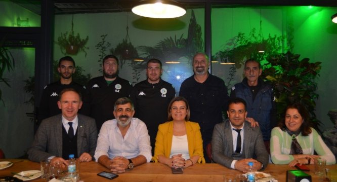Başkan Hürriyet, “İzmit Belediyespor gençlerle güçlü”