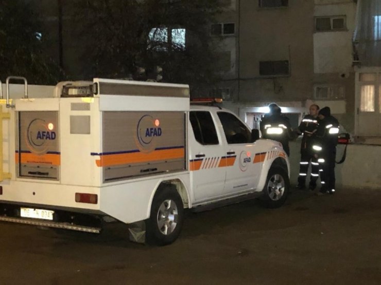 Ankara’da 5 aylık hamile kadın ile 3 yaşındaki kızı banyoda ölü bulundu