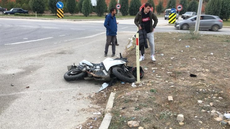 Bilecik’teki trafik kazasında motosiklet sürücüsü ağır yaralandı