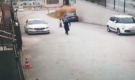 Bir annenin yüreğinin ağzına geldiği an