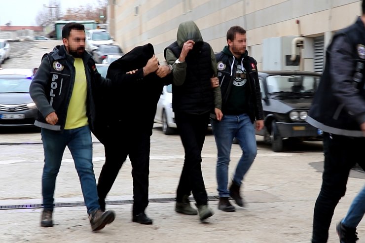 Elazığ'daki uyuşturucu operasyonunda yakalanan 7 kişiden 6'sı tutuklandı