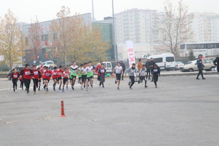 Okullar arası Yıldız Genç Kros İl Birinciliği tamamlandı