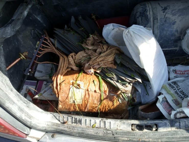 İzmir’de trafo hırsızlığına jandarma ’dur’ dedi