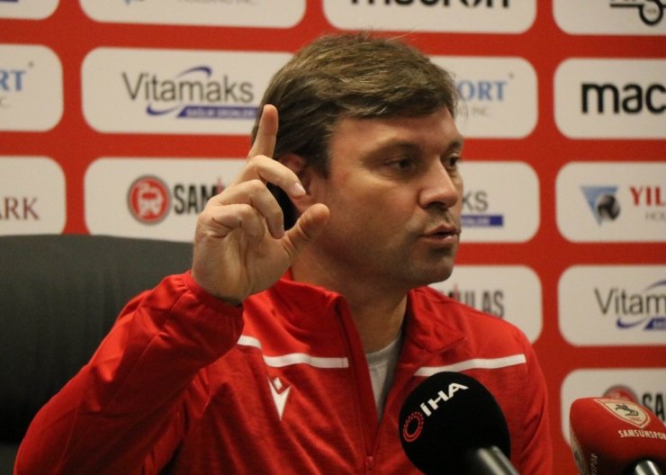 Ertuğrul Sağlam: "Türk futboluna yetenekli oyuncular kazandıracağız"
