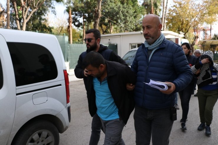 Kasayla çaldıkları altınları gülerek satmışlar