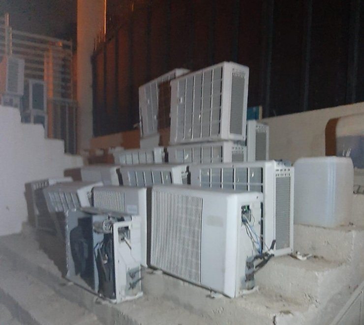 Otelden 23 adet klima çalan hırsızlar polisten kaçamadı