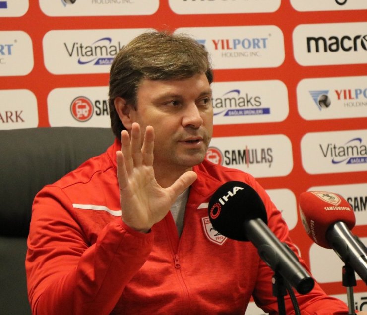 Ertuğrul Sağlam: "Türk futboluna yetenekli oyuncular kazandıracağız"