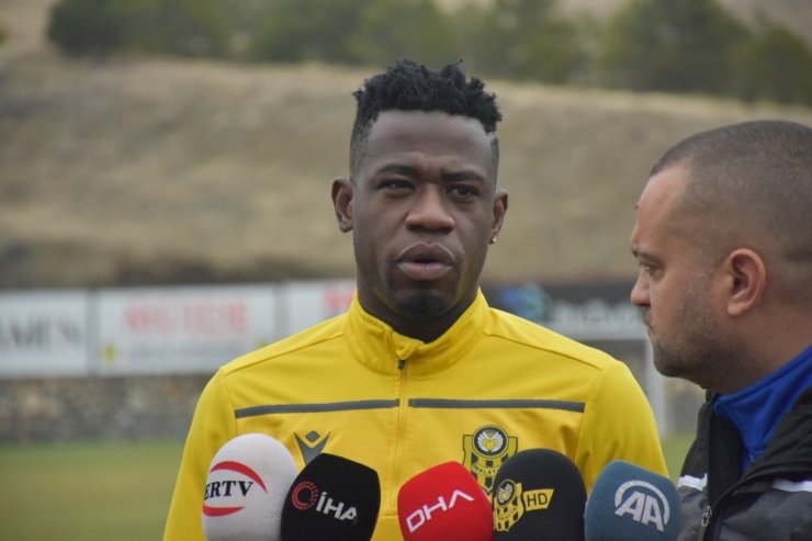 Afriyie Acquah: “Kaybettiğimiz maçı telafi etmek istiyoruz”