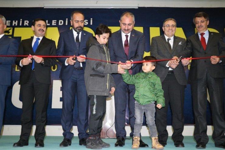 Adalet Bakanı Gül’ün Van temasları