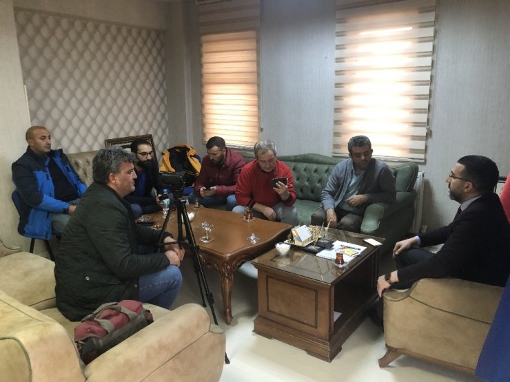 AK Parti Kars İl Başkanı Çalkın, basın mensuplarıyla bir araya geldi