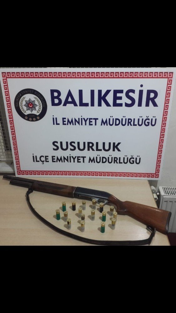 Balıkesir’de polisi 6 silah ele geçirdi