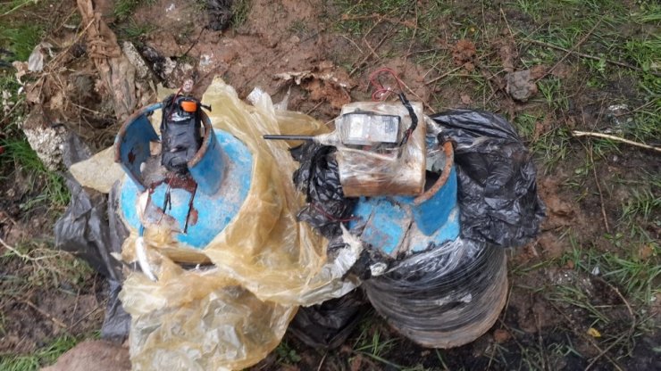 Rasulayn’da tuzaklanmış 12 kilogramlık iki tüp imha edildi