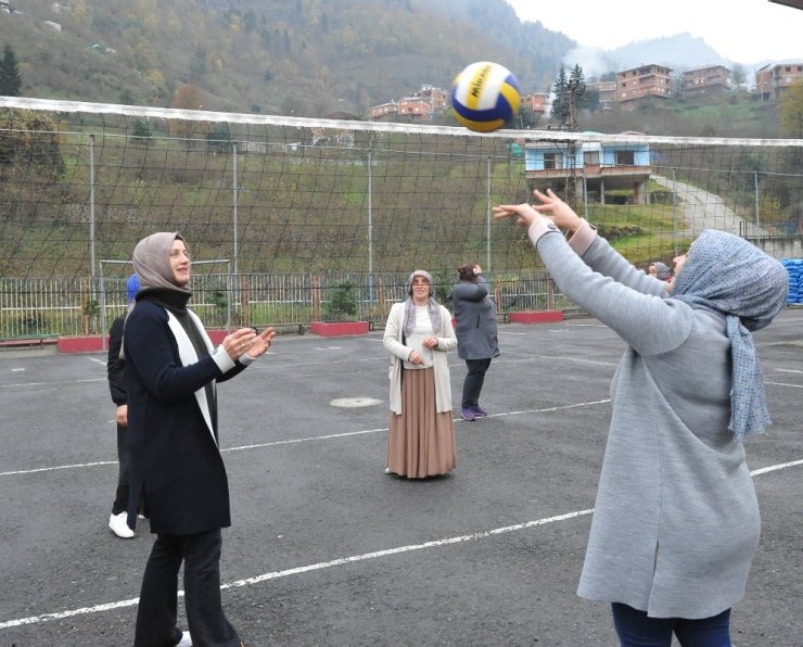 Tarlaya spor molası