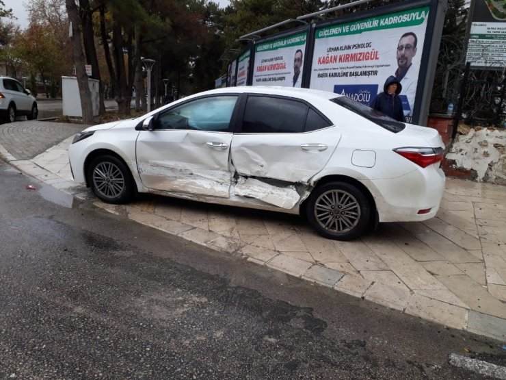 Elazığ’da trafik kazası: 2 yaralı