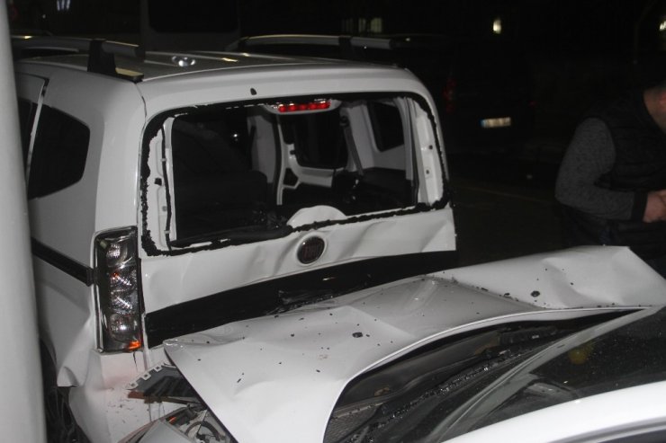 Elazığ’da zincirleme trafik kazası:4 yaralı