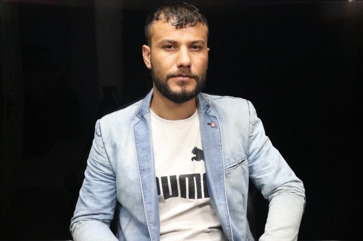 4 aydır haber alamadığı eşini arıyor