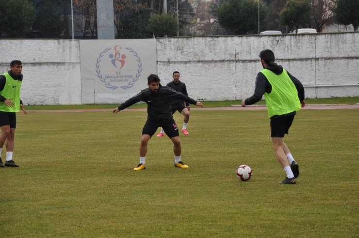 Isparta 32 Spor’da hedef galibiyet