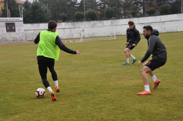 Isparta 32 Spor’da hedef galibiyet