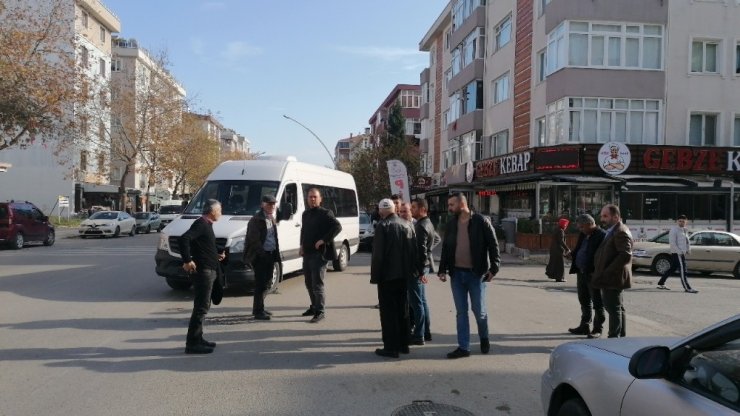Yeni aldığı aracın direksiyonunu geçer geçmez yaşlı kadına çarptı